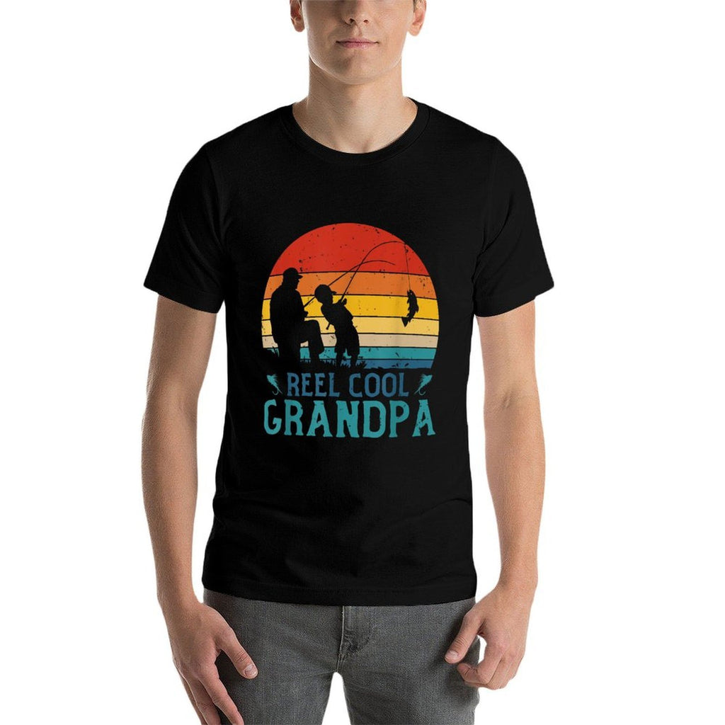Vintage Fishing Reel Cool Grandpa Fisherman Fathers Day  Cotton T-Shirt