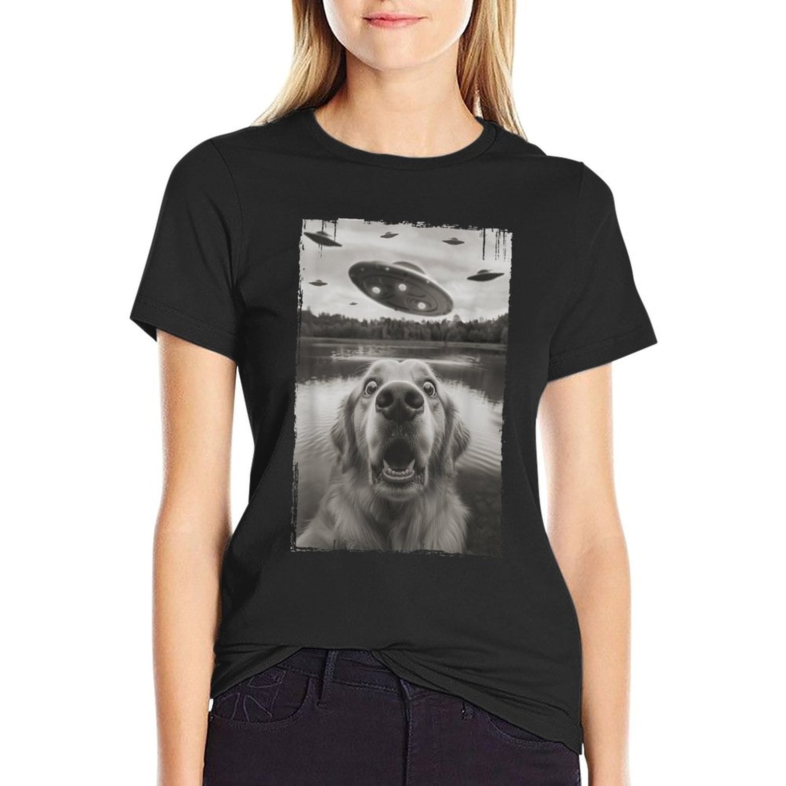 Golden Retriever Selfie with UFO - Funny Golden Retriever  Tagless Design T-Shirt