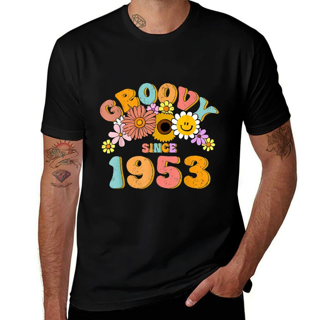 Groovy Since 1953 70 Years Old Vintage Retro 70th Birthday  Easy-care T-Shirt