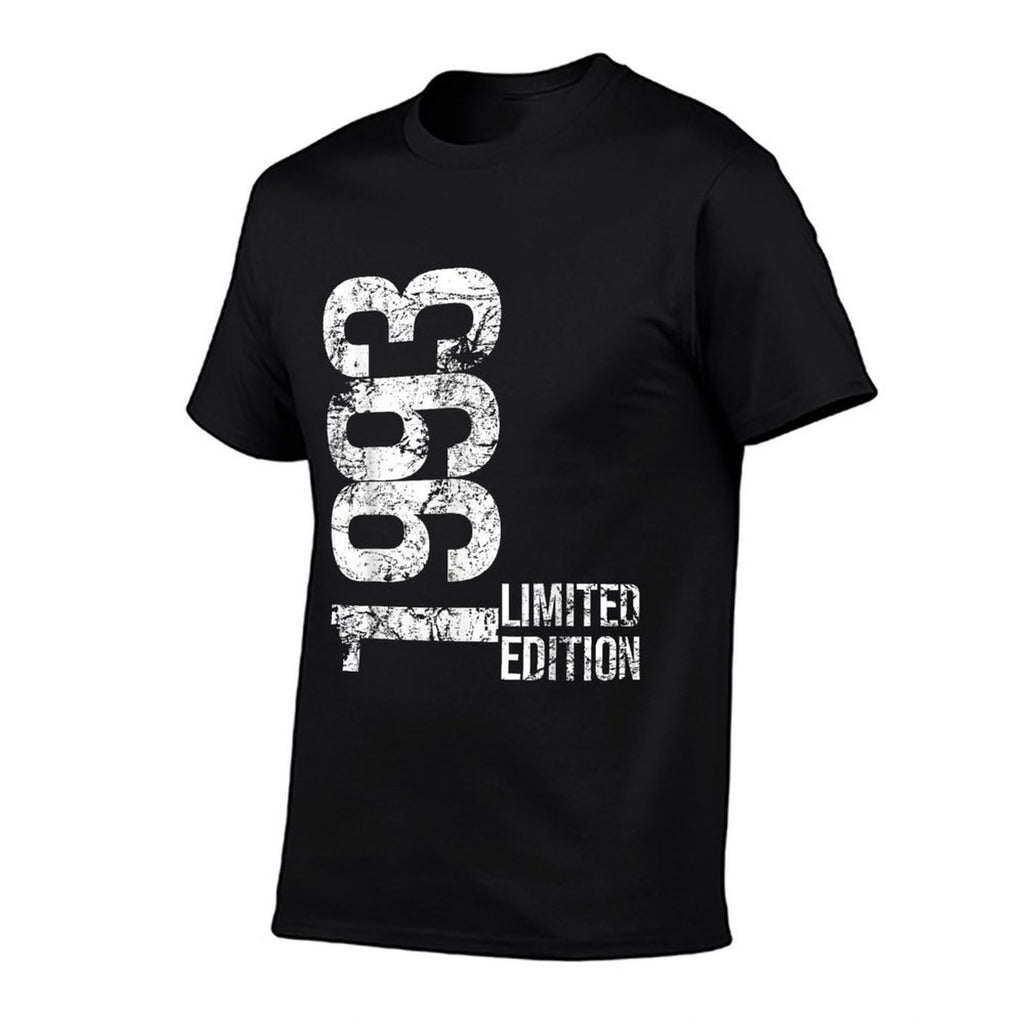 32nd Birthday 32 Years Old Man Woman Vintage 1993  Relaxed-fit T-Shirt