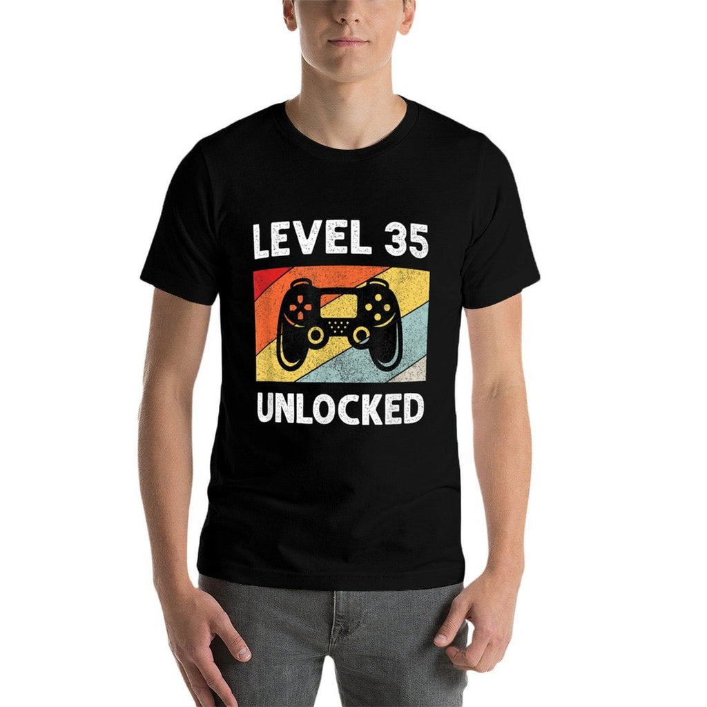 35th Birthdays  35 Year Old Mens  Lightweight T-Shirt