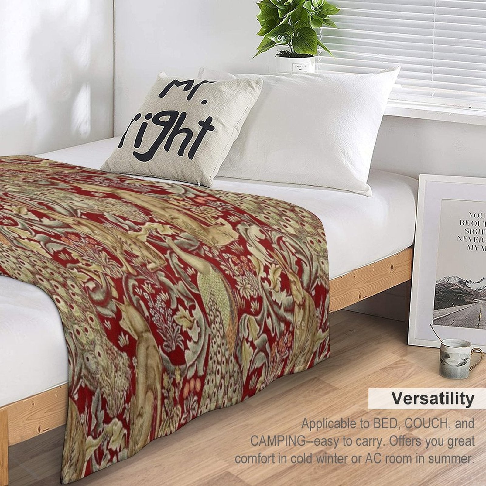 FOREST ANIMALS,PEACOCKS,FOX AND HARE IN RED LEAVES FLORAL PATTERN Machine-washable Throw Blanket