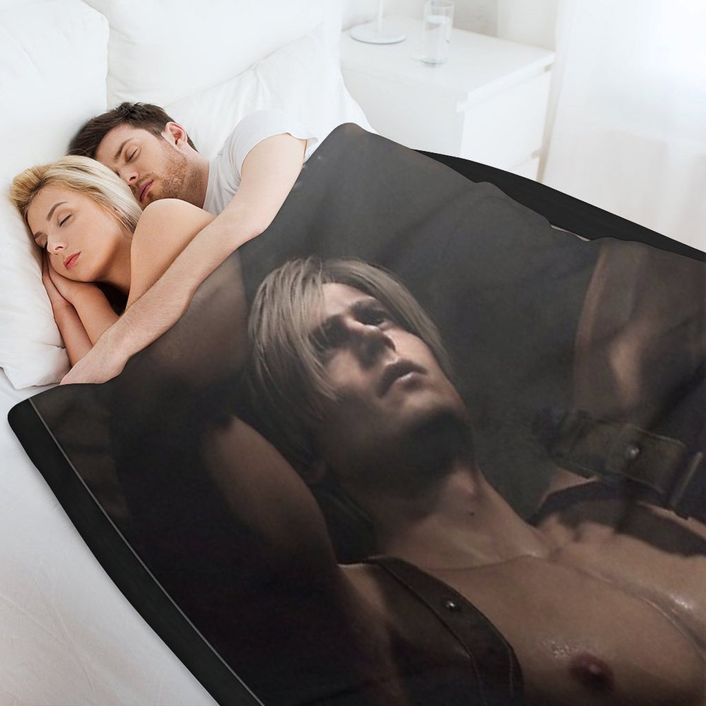 Leonnn Velvety-soft Throw Blanket