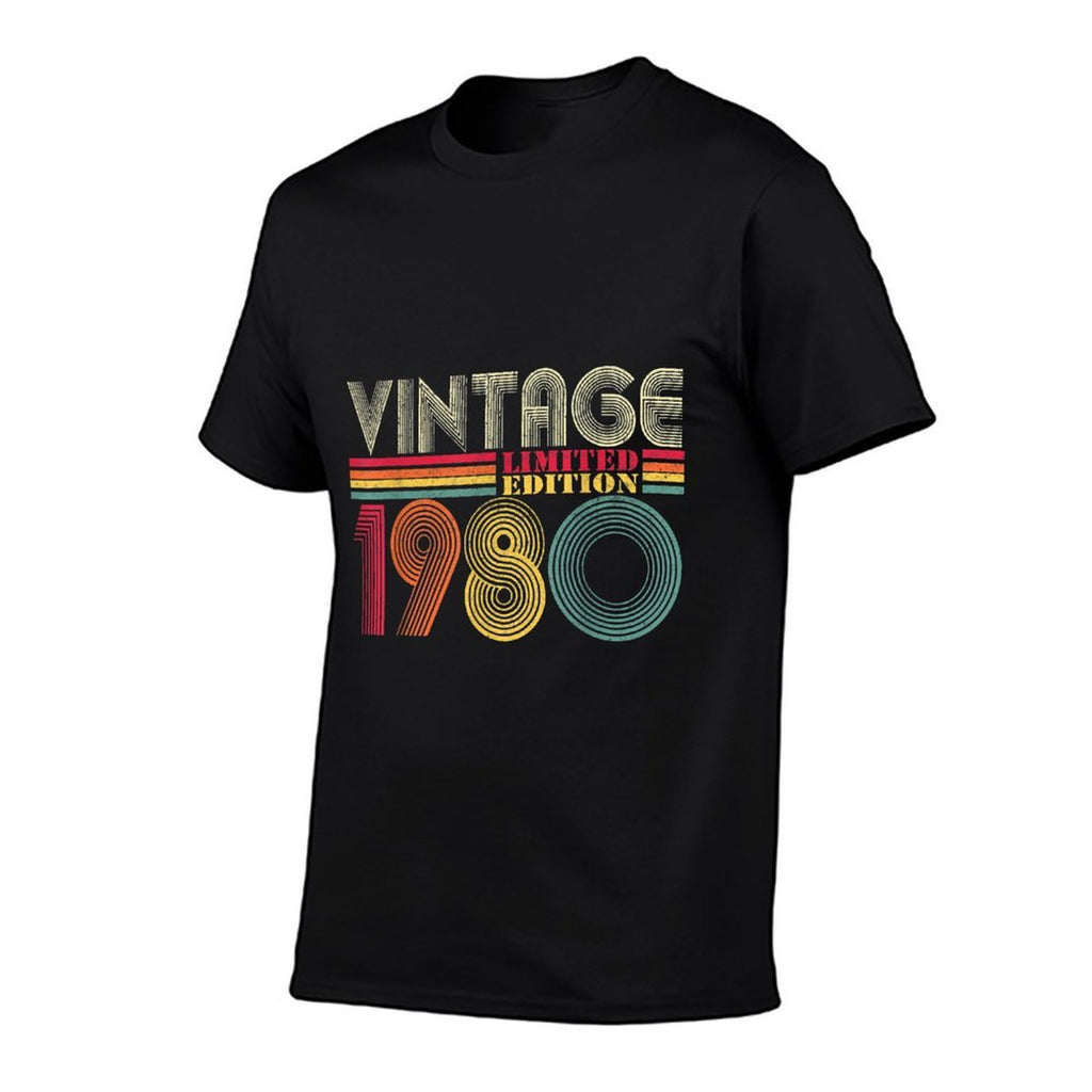 1980 40th Birthday Gift Vintage Retro Men Women 40 Years Old  Durable T-Shirt