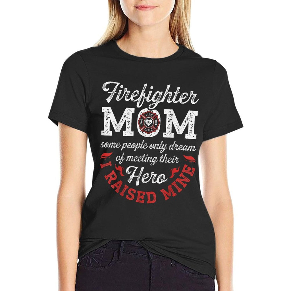 Firefighter Mom Mothers Day Thin Red Line Firefighting  Tagless Design T-Shirt