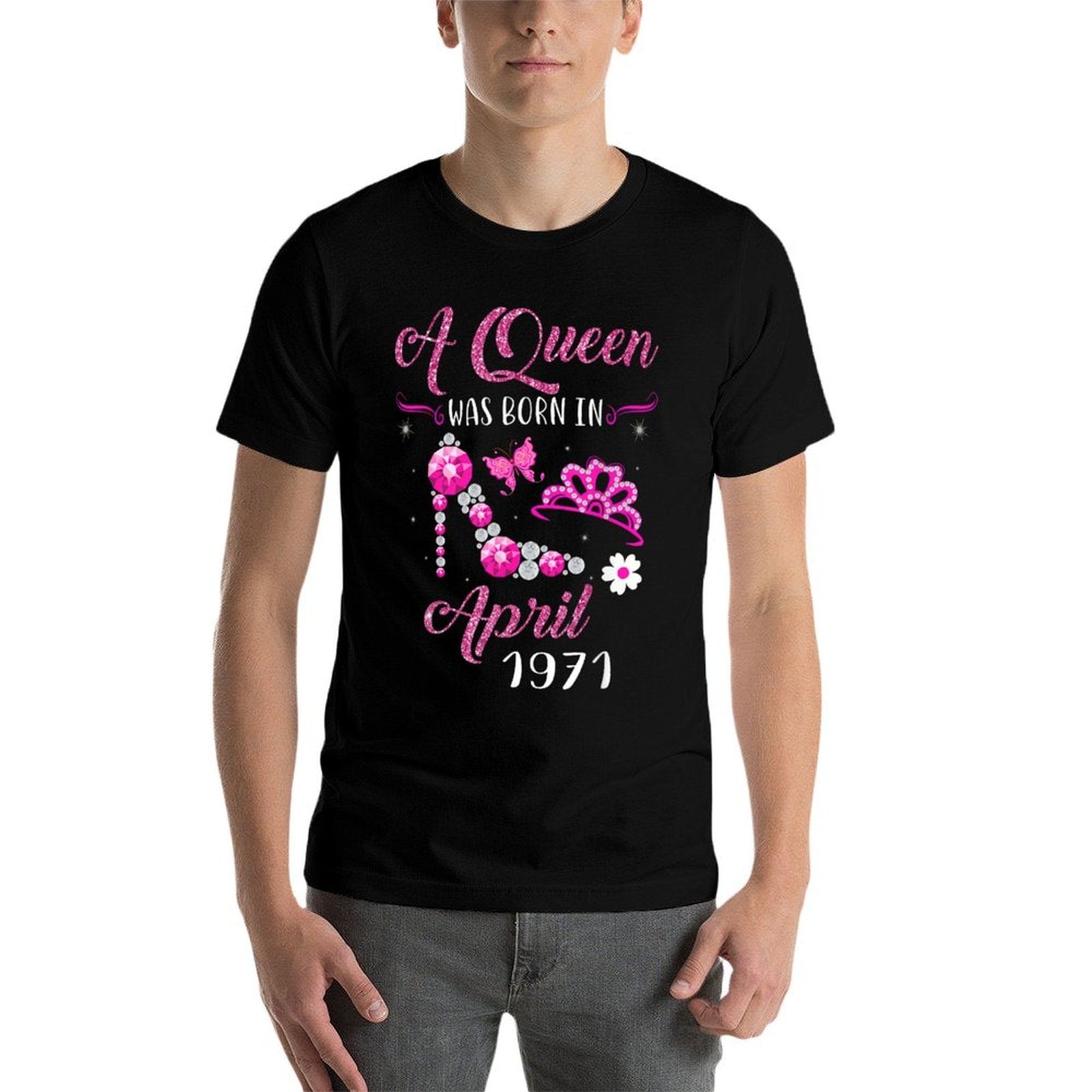 A Queen Was Born in April 1971 50th Birthday Gift  Trendy Pattern T-Shirt