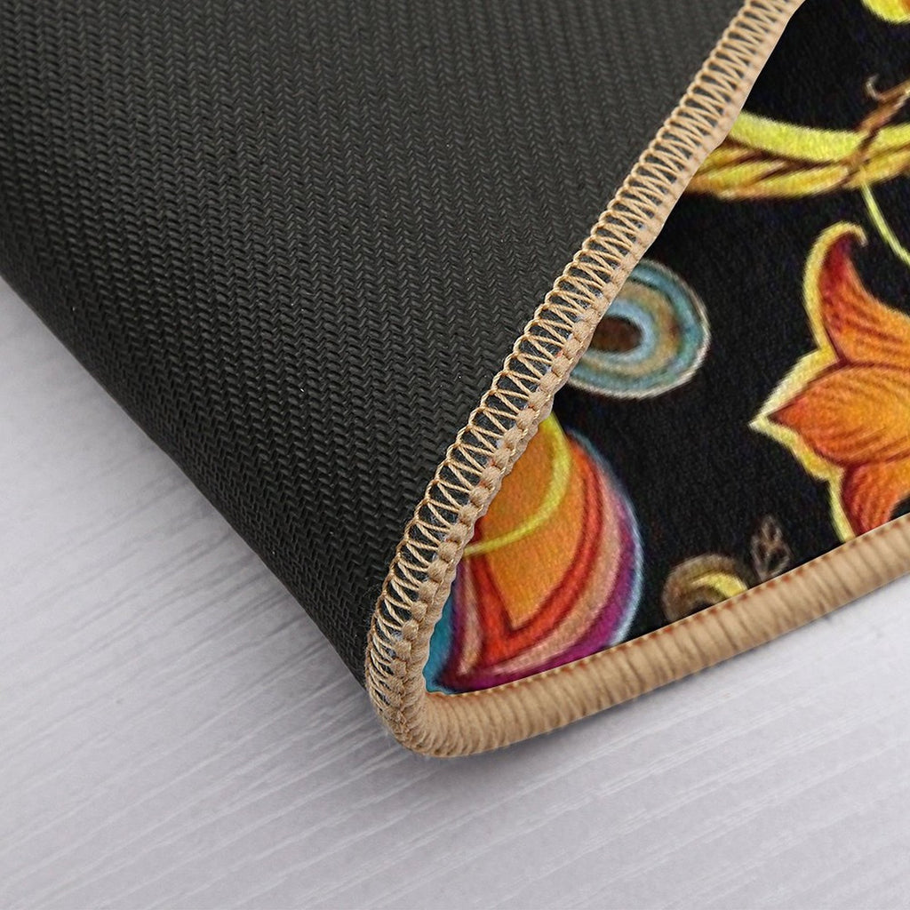 Vintage Golden Chains, Gold Flower,  High-Traffic Bath Mat