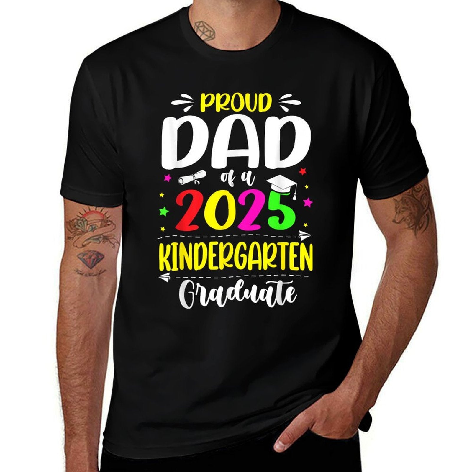 Proud Dad Of A Class Of 2025 Kindergarten Graduate  Graphic-printed T-Shirt