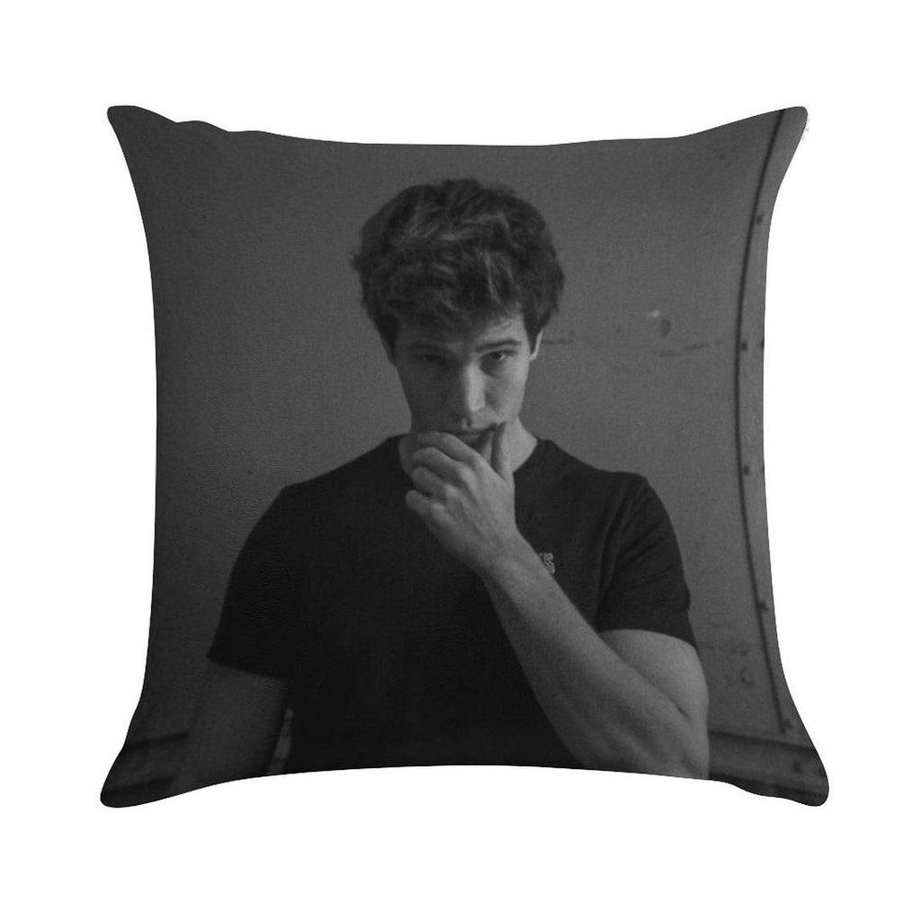 Wincent Weiss Soft Easy Maintenance Throw Pillow