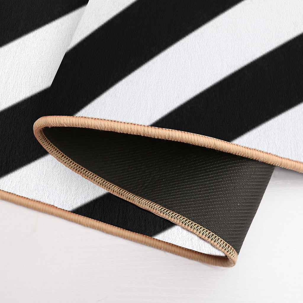 Black And White Diagonal Stripe Duvet Cover Phone Case  Slip-Resistant Bath Mat