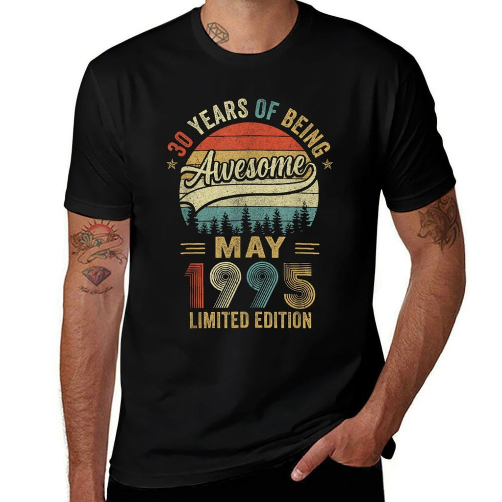 Vintage May 1995 30 Year Old 30Th Birthday Men Women  Rolled Sleeves T-Shirt