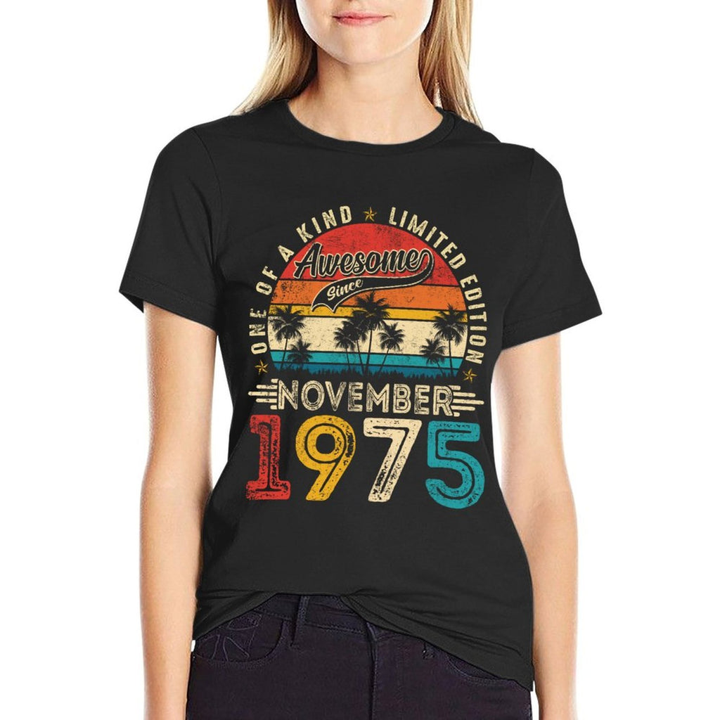 Awesome Since November 1975 Vintage Men Women 50th Birthday  Trendy Pattern T-Shirt
