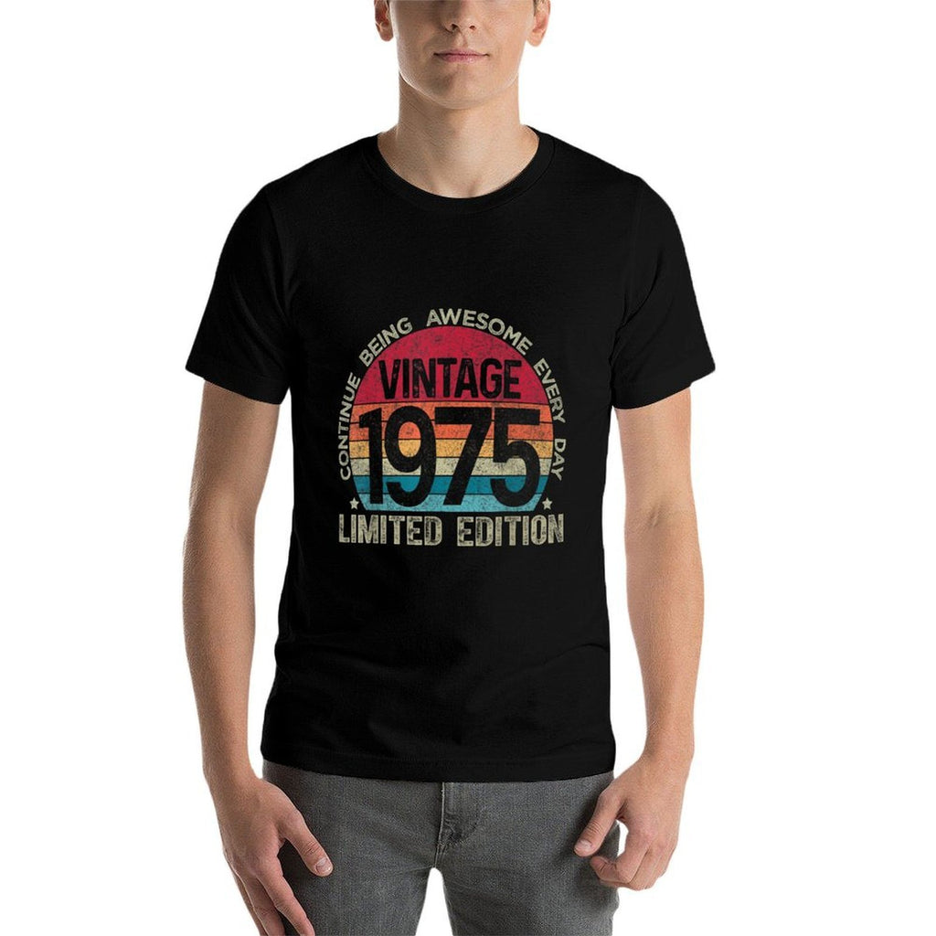 46th Birthday Retro Limited Edition 1975 Vintage Birthday  Durable T-Shirt