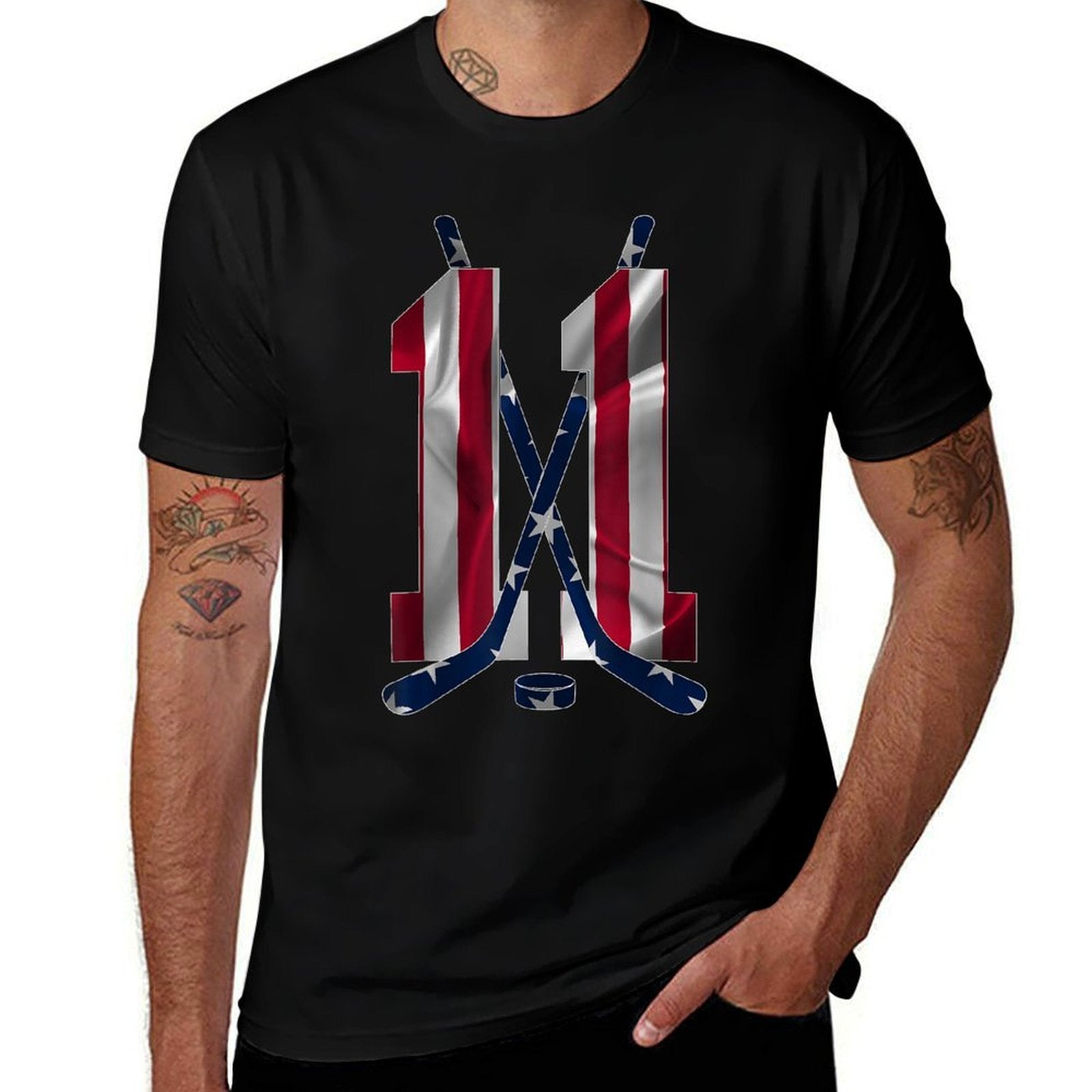 NUMBER 11 YEARS ICE HOCKEY 11TH BIRTHDAY Comfortable T-Shirt