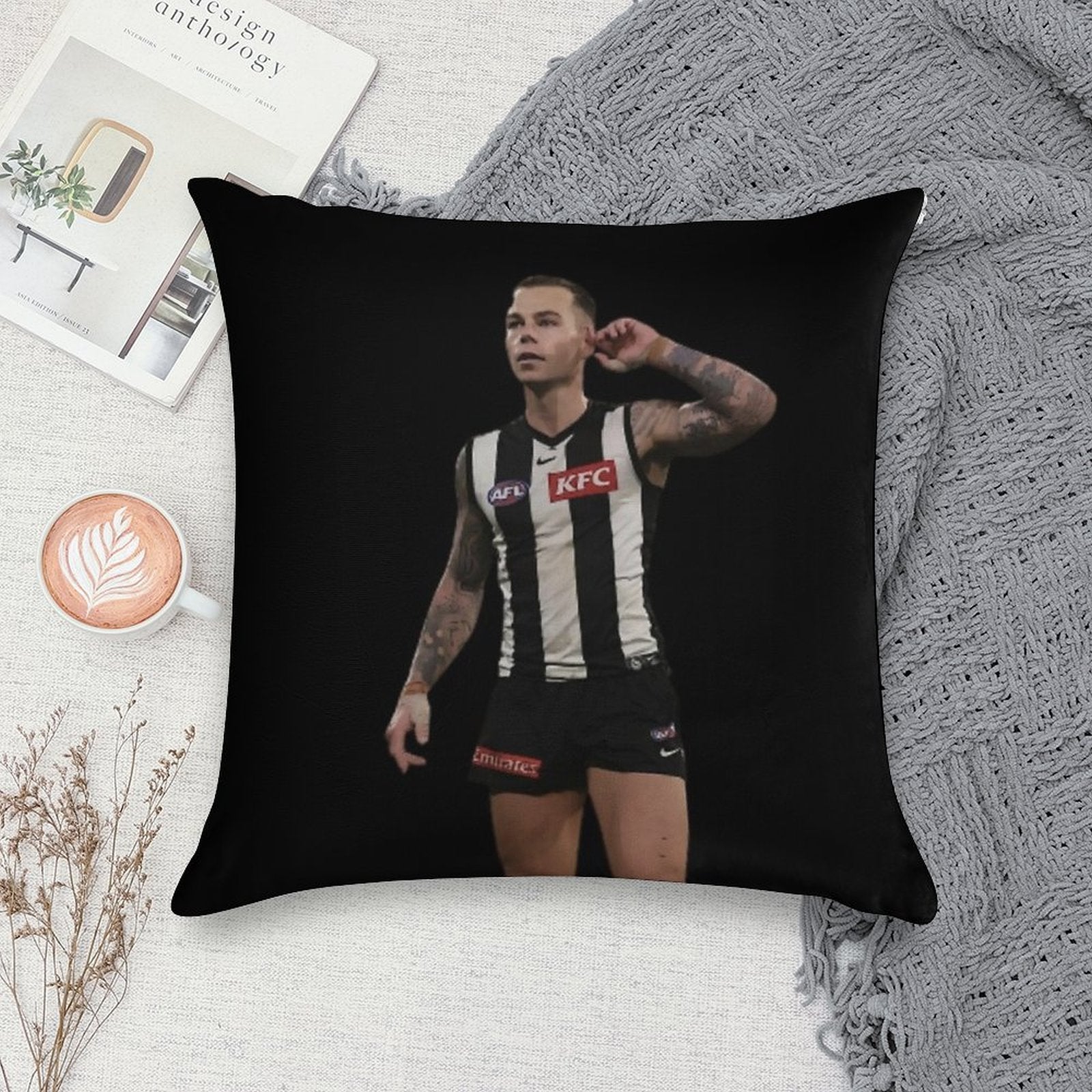 Jamie Elliott Clutch Goal Celebration Soft Easy Maintenance Throw Pillow