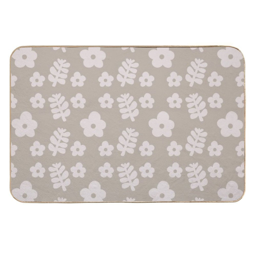 Mid Century Modern Flowers & Leaves, Cute Retro Pattern, Light Taupe  High-Traffic Bath Mat