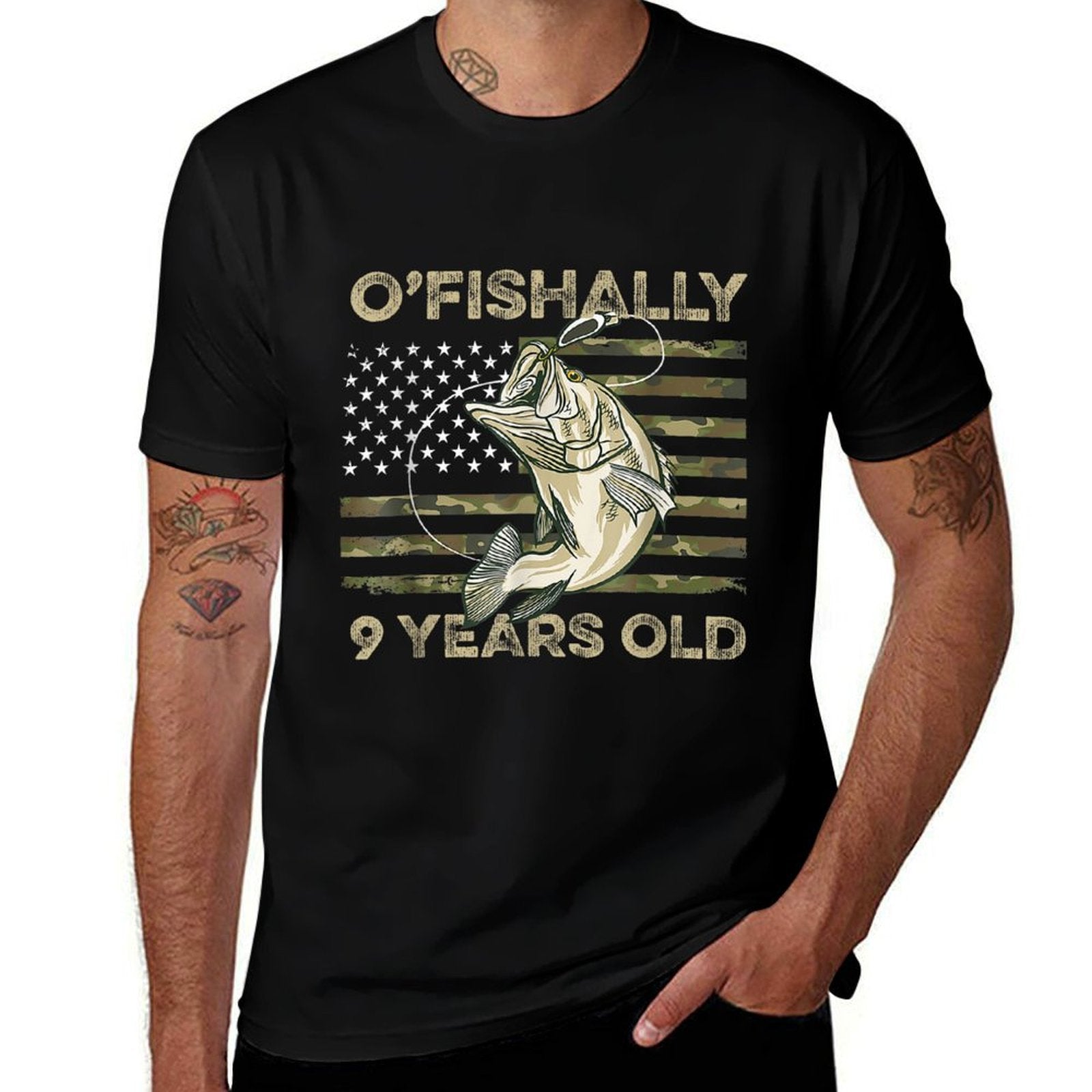 Ofishally 9 Year Old 9th Birthday US Fishing  Versatile T-Shirt