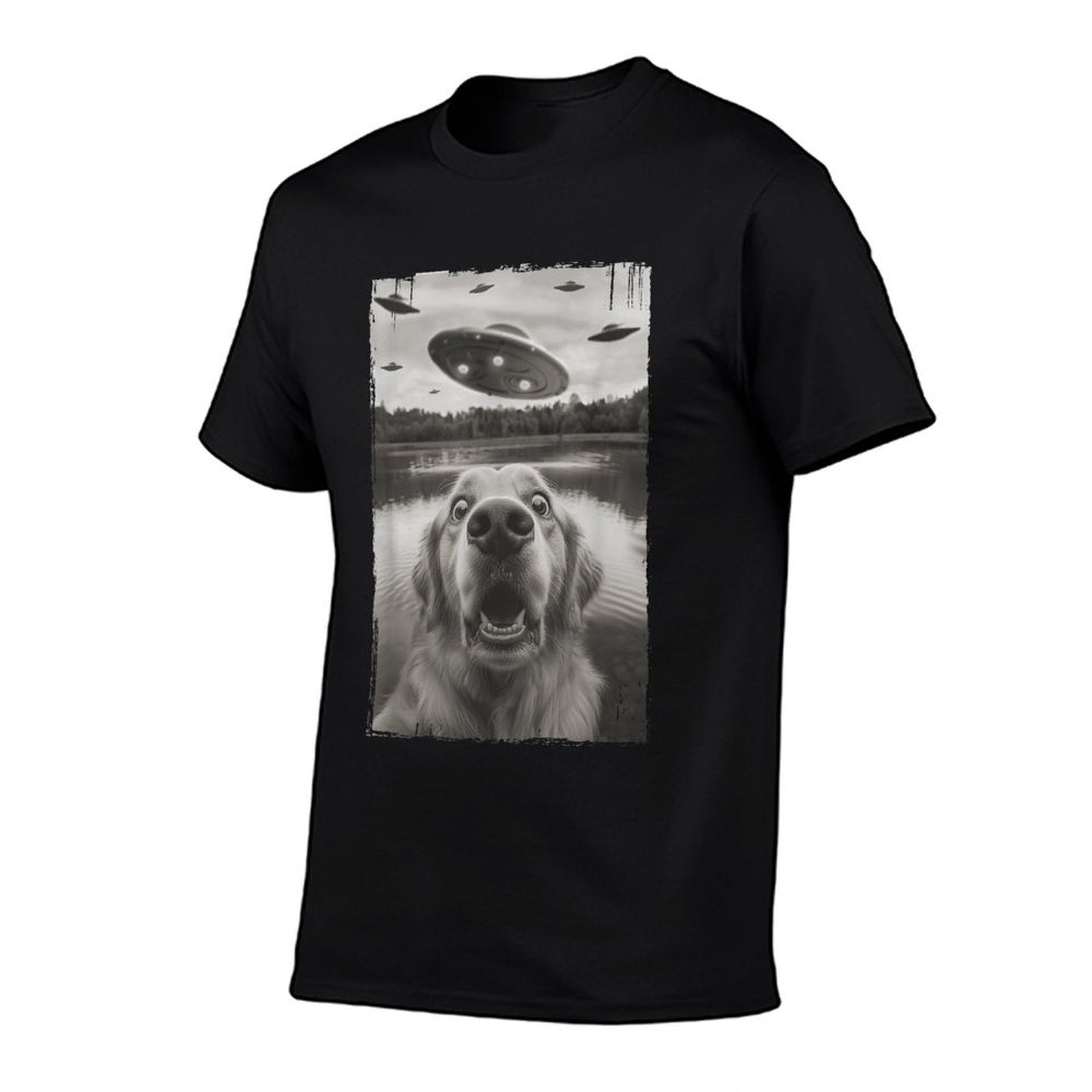 Golden Retriever Selfie with UFO - Funny Golden Retriever  Tagless Design T-Shirt