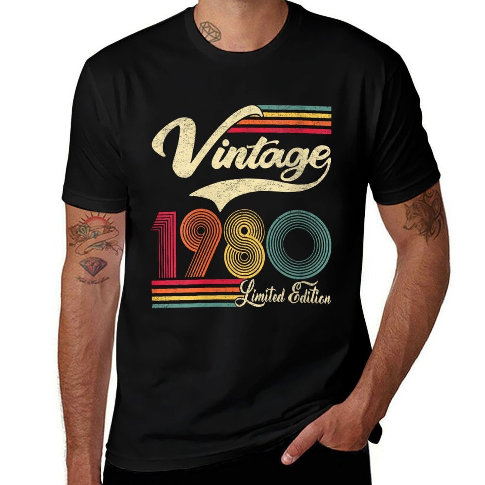 Womens 1980 40th Birthday Gift Vintage Retro Men Women 40 Years Old  Trendy Pattern T-Shirt