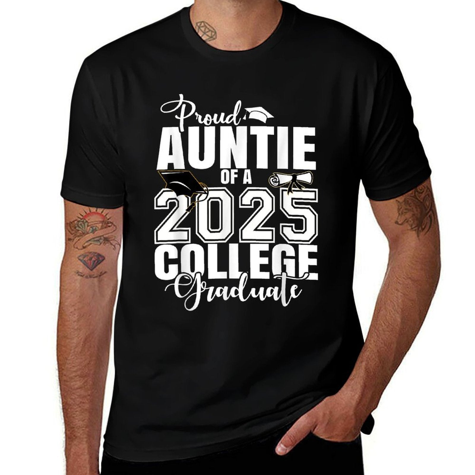 Proud Auntie Of A 2025 College Graduate Graduation  Trendy Pattern T-Shirt