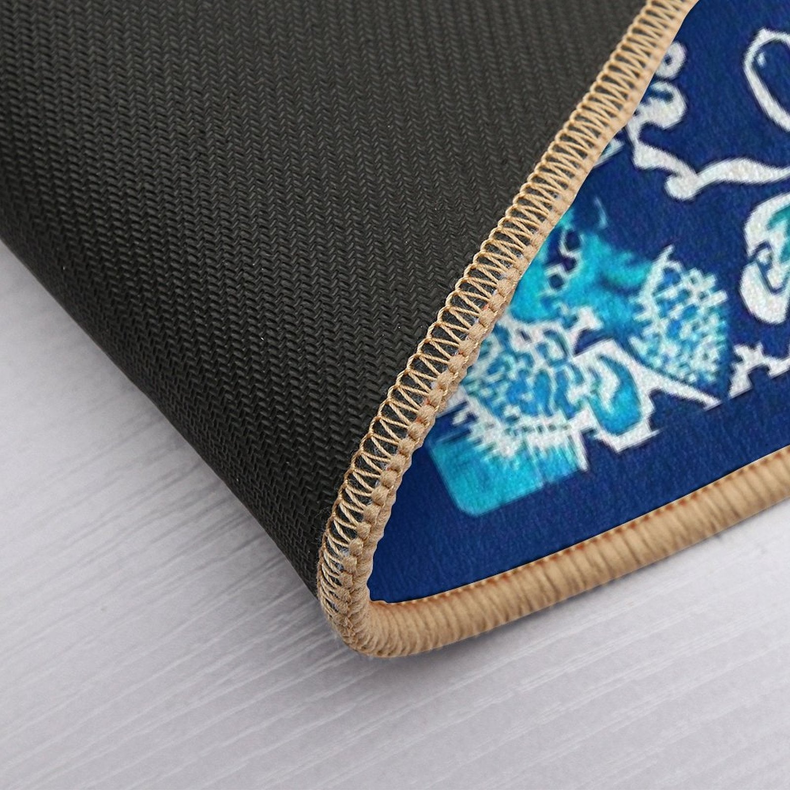 Bandana Inspired Drip  Stain-Proof Bath Mat