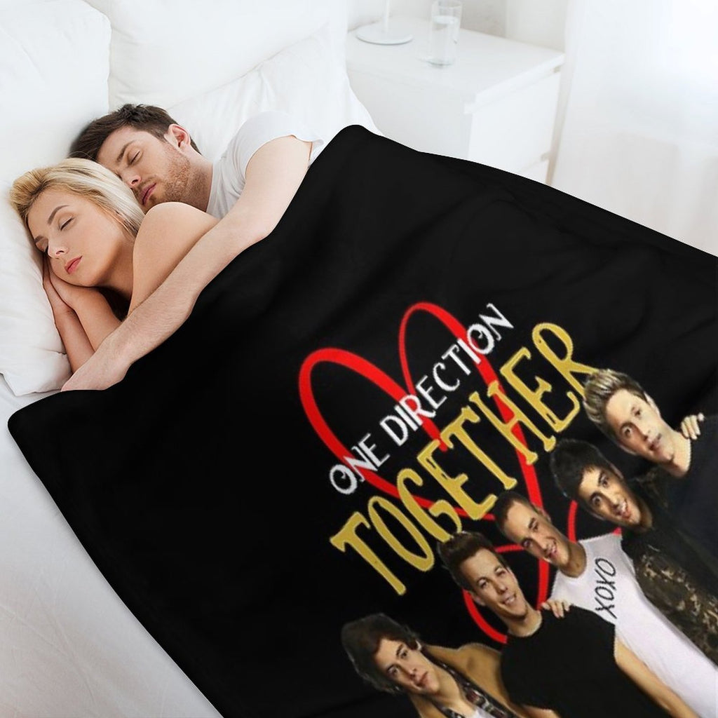 ONE DIRECTION - LOVE TOGETHER Easy Care Throw Blanket