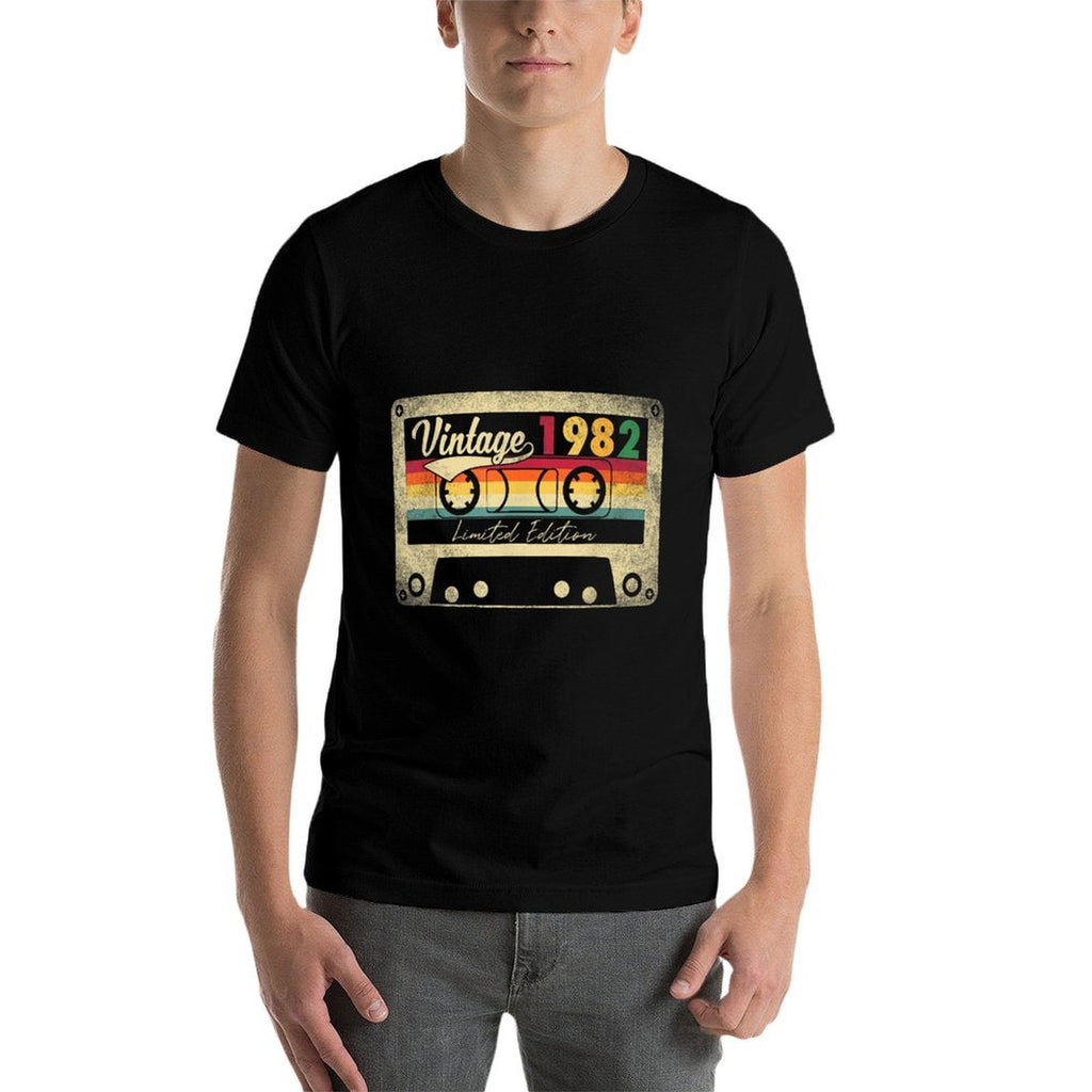Limited Edition Vintage Best Of 1982 43rd Birthday Gift  Rolled Sleeves T-Shirt