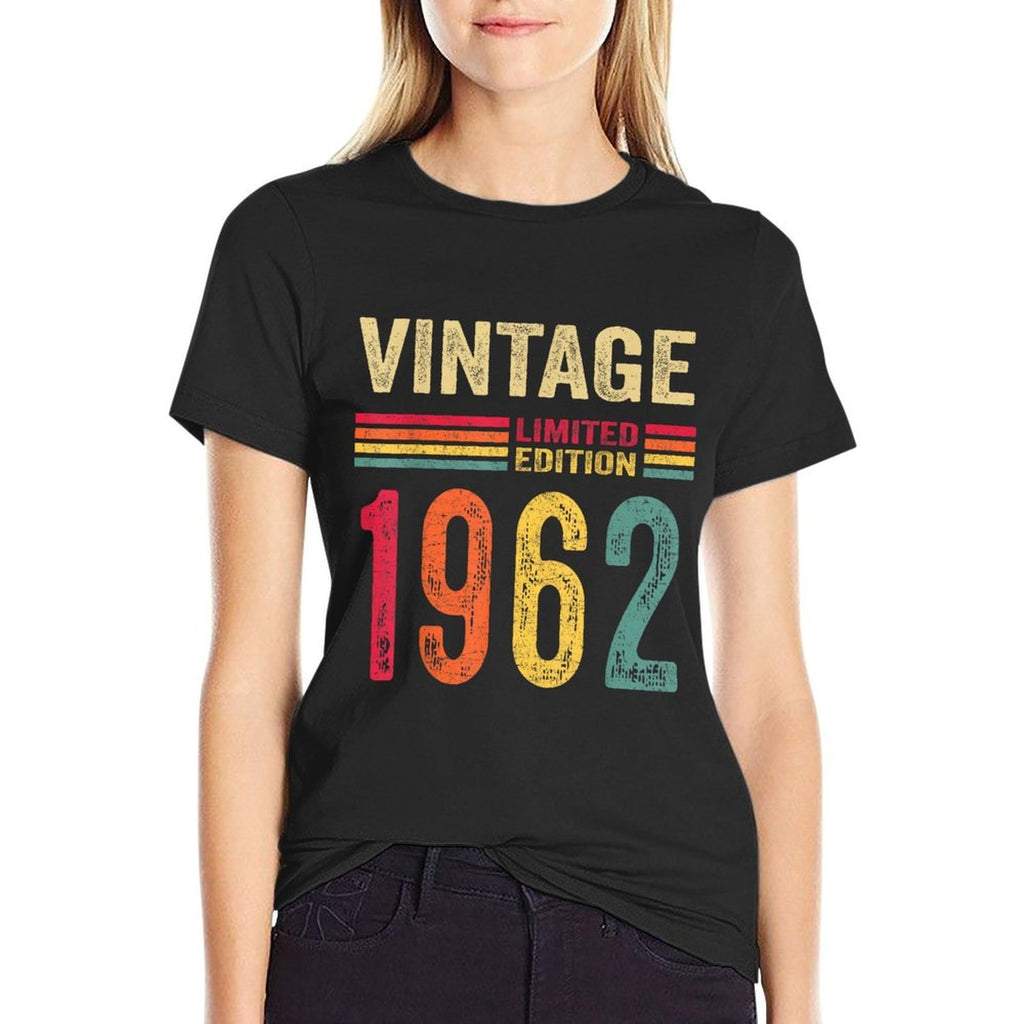60 Year Old Gifts Vintage 1962 Limited Edition 60th Birthday  Oversized Silhouette T-Shirt