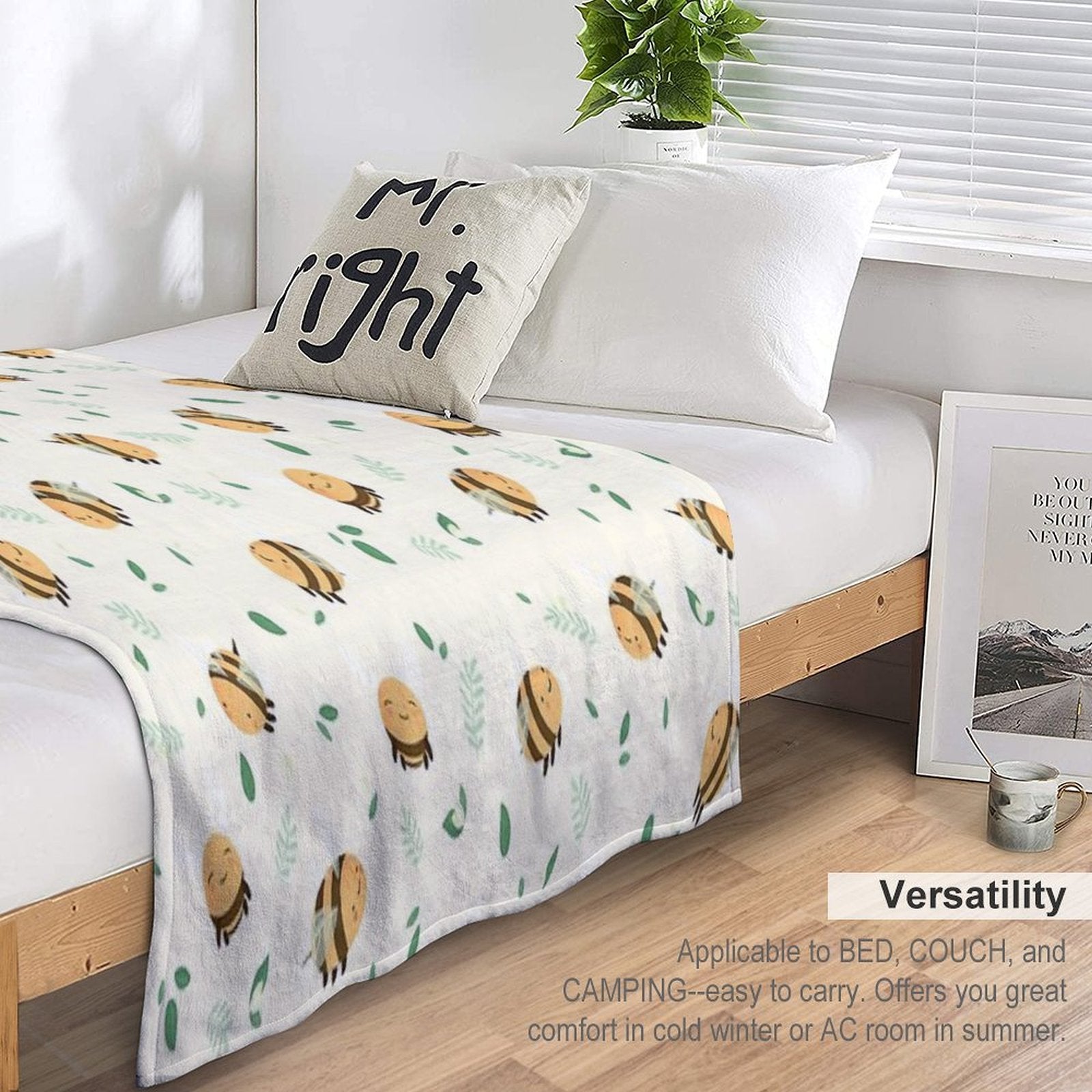 Lots of Bees Shrink-resistant Throw Blanket