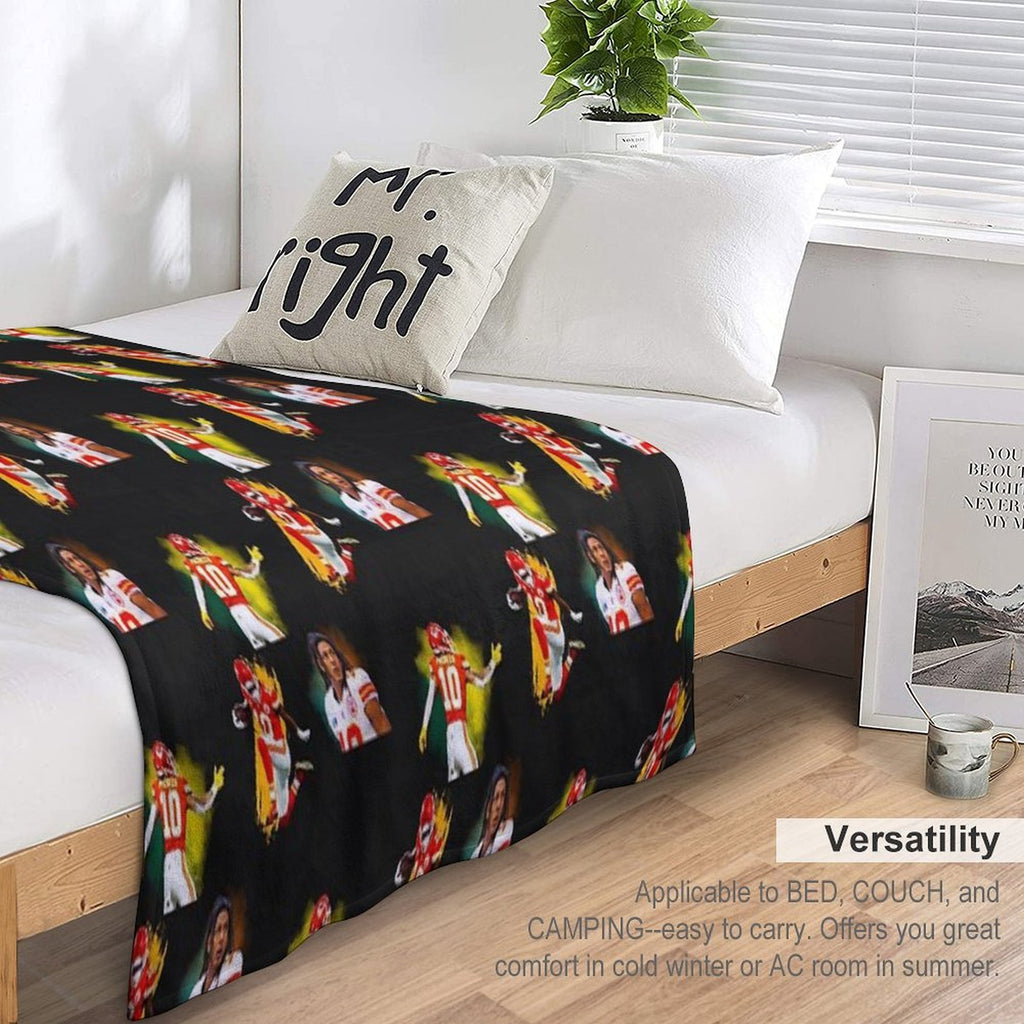 Isiah Pacheco HD Sticker Set  T Shirt Anti-pilling Throw Blanket