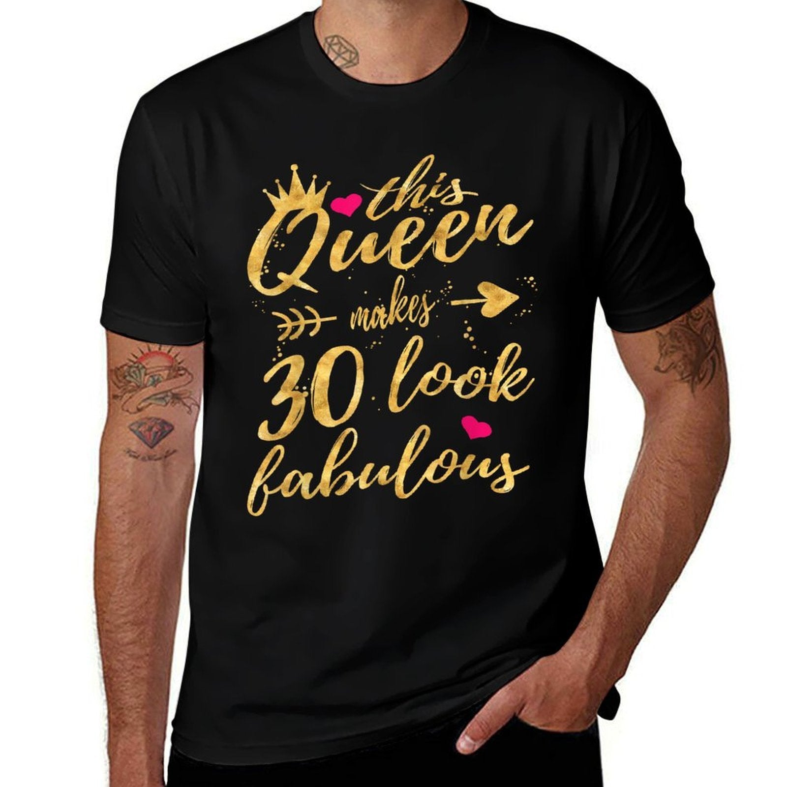 This Queen Makes 30 Look Fabulous 30th Birthday Women  Lightweight T-Shirt