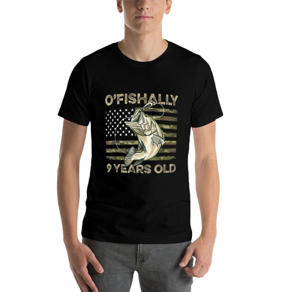 Ofishally 9 Year Old 9th Birthday US Fishing  Versatile T-Shirt
