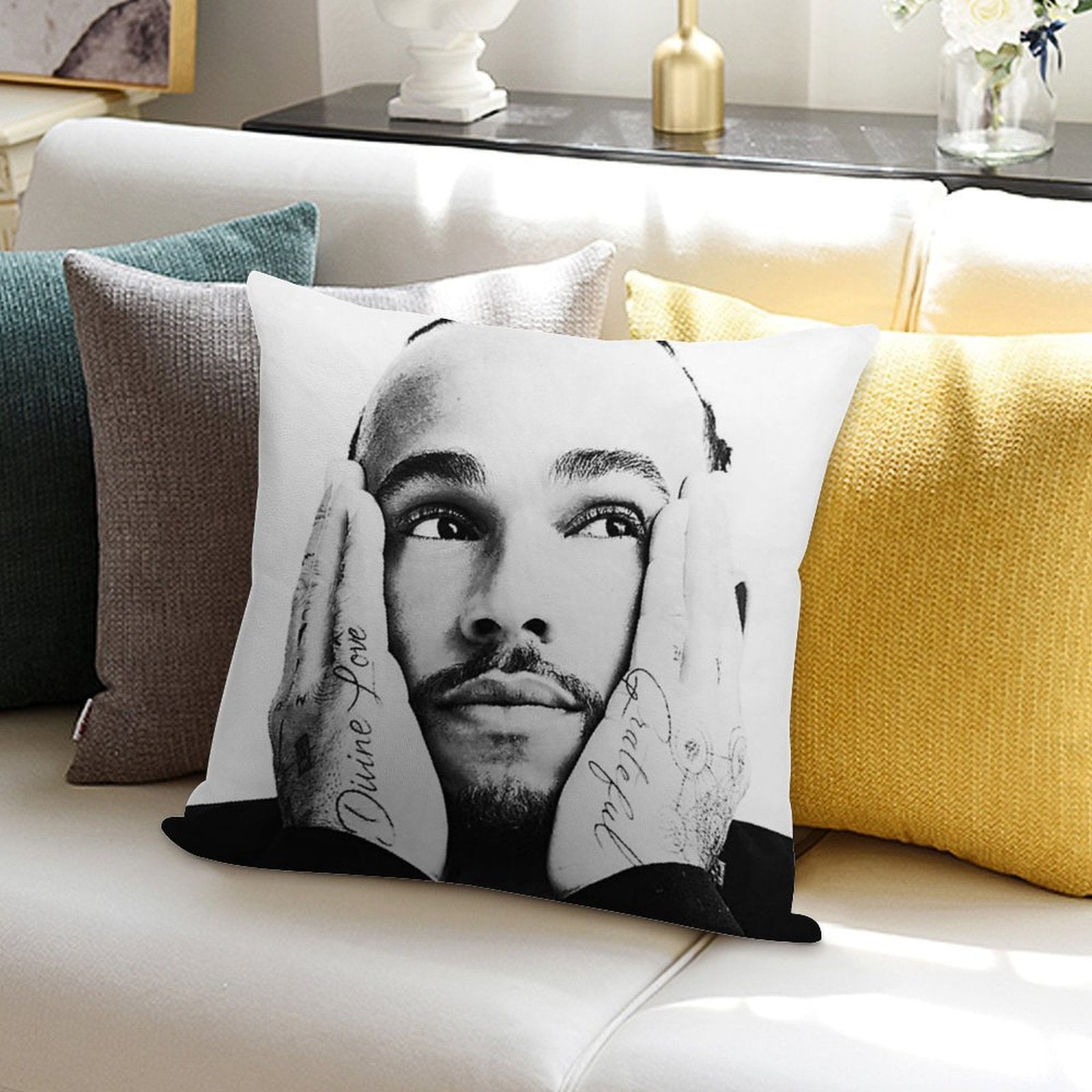 F1 Lewis Hamilton 44 Soft Fade-Resistant Throw Pillow