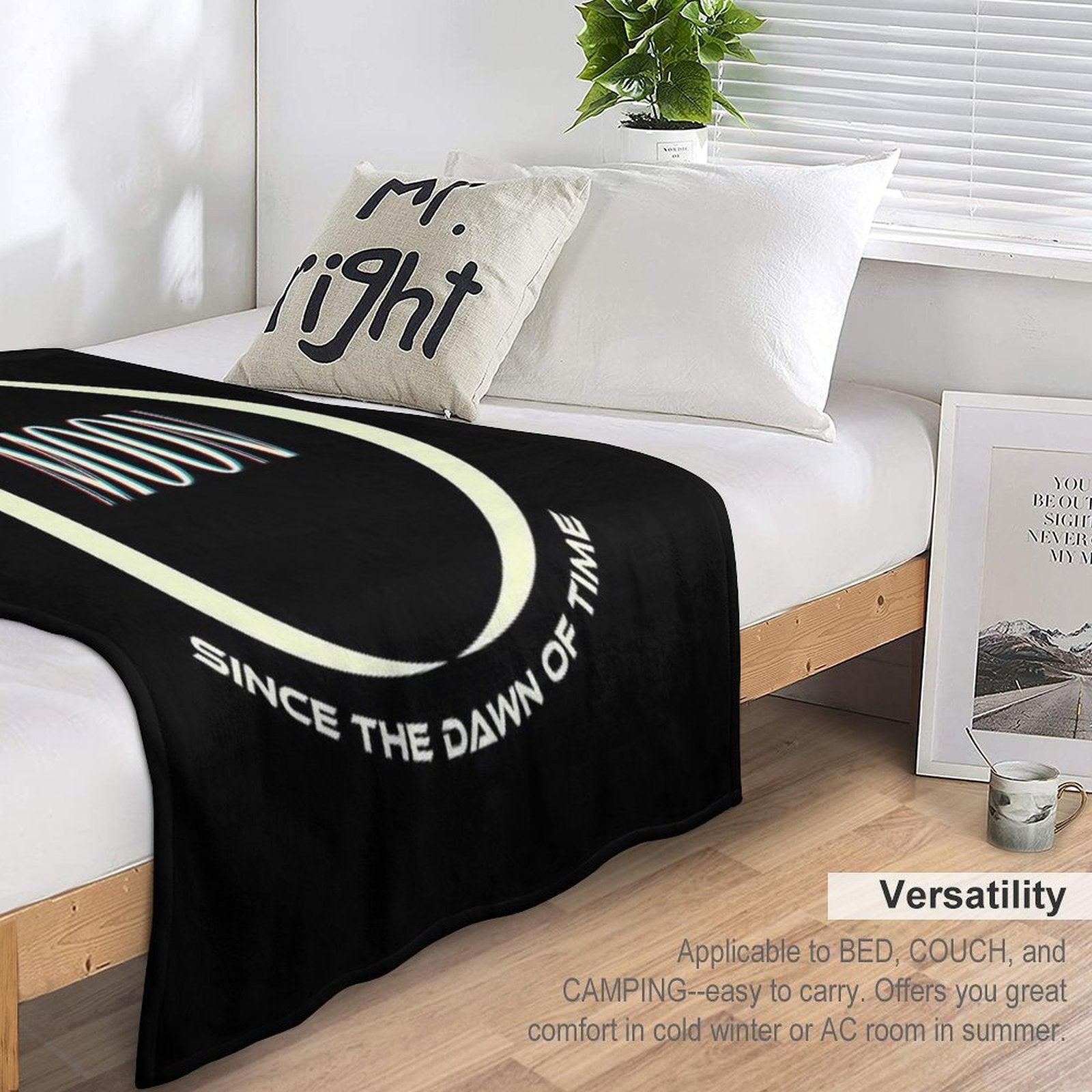 Big Moon Epic Lightweight Throw Blanket