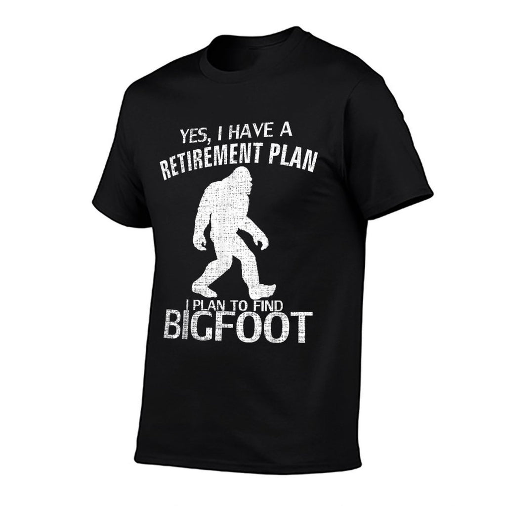 Yes I Do Have A Retirement Plan Bigfoot Funny Animal Gift  Lightweight T-Shirt