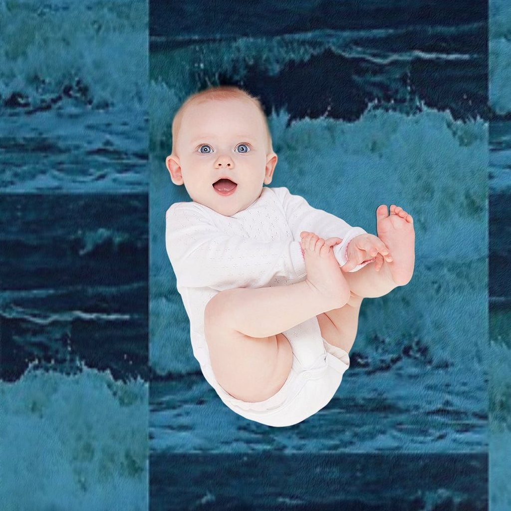 WAVES by $THCBand Wrinkle-free Throw Blanket