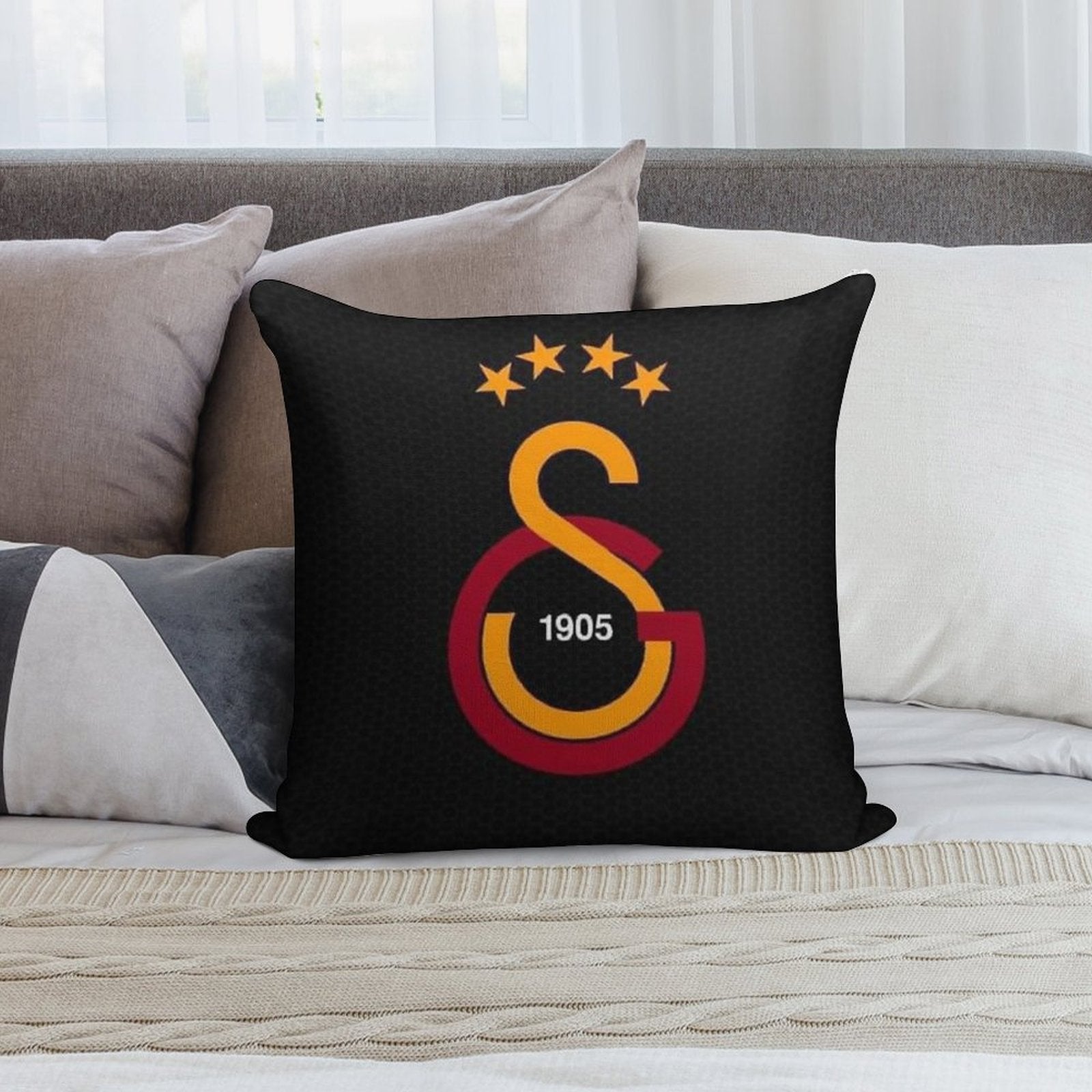 Galatasaray Soft Anti-Pilling Throw Pillow