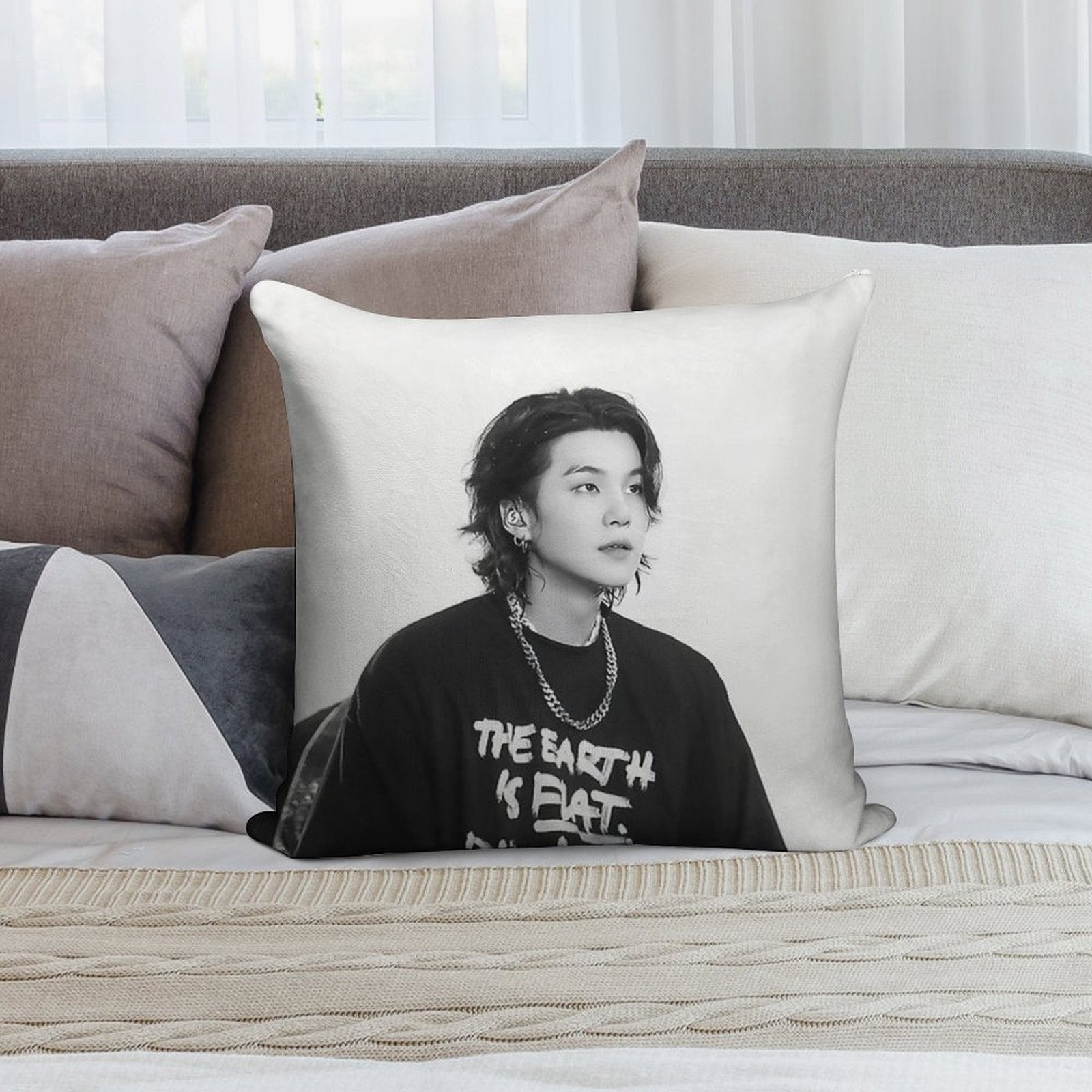 Yoongi Concert Soft Skin-Friendly Throw Pillow