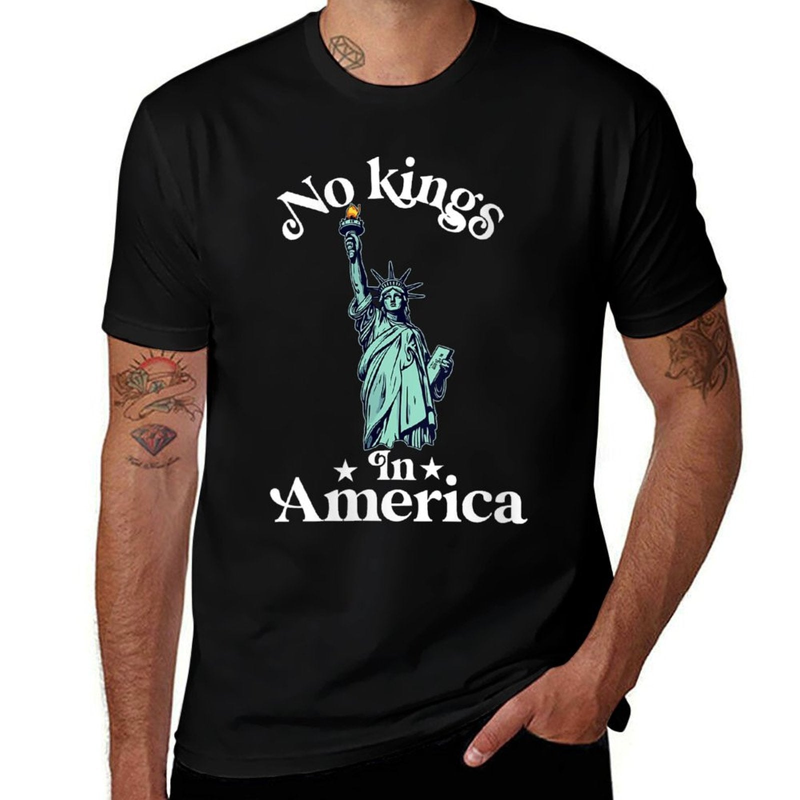 Womens No Kings in America Flag Protest Save Democracy  Versatile T-Shirt