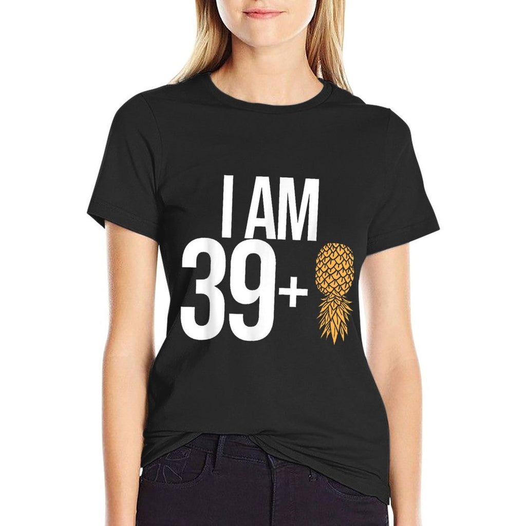I Am 39 + 1 Pineapple 40 Years Old Swinger 40th Birthday  Ribbed Collar T-Shirt