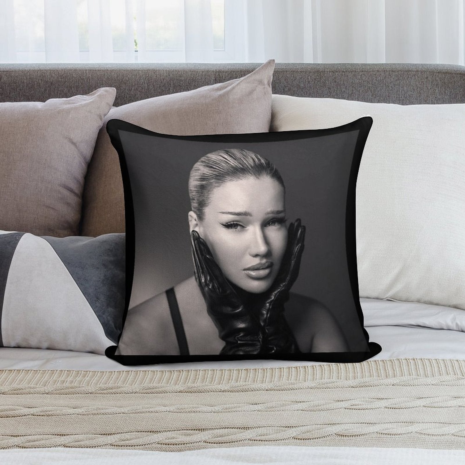 Shirin David - BBR Soft Fade-Resistant Throw Pillow