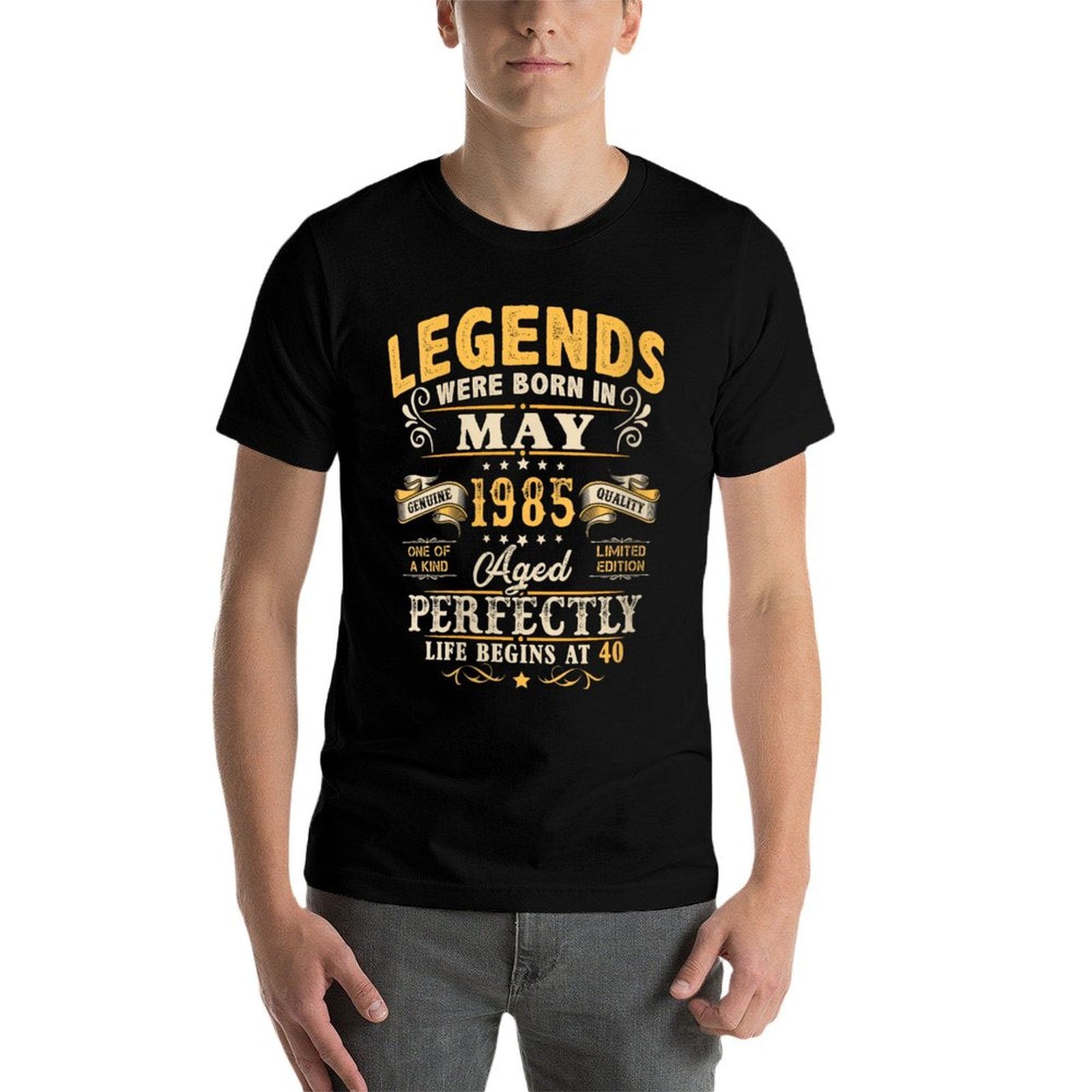 Womens 40 Year Old Vintage Made In May 1985 40th Birthday Gifts Men  Wrinkle-resistant T-Shirt