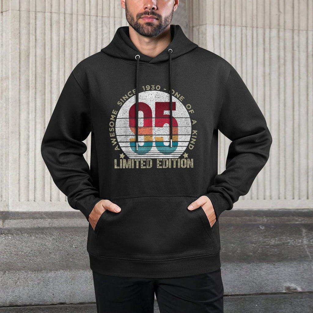 95 Year Old Gifts Vintage 1930 Limited Edition 95th Birthday Casual Wear Hoodie