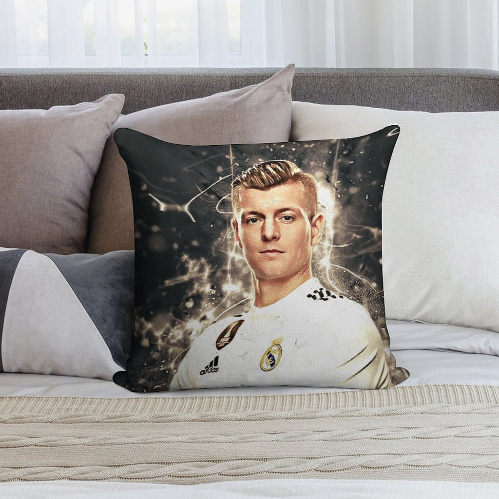 Toni Kroos 3#240922 Soft Warmth Comfort Throw Pillow