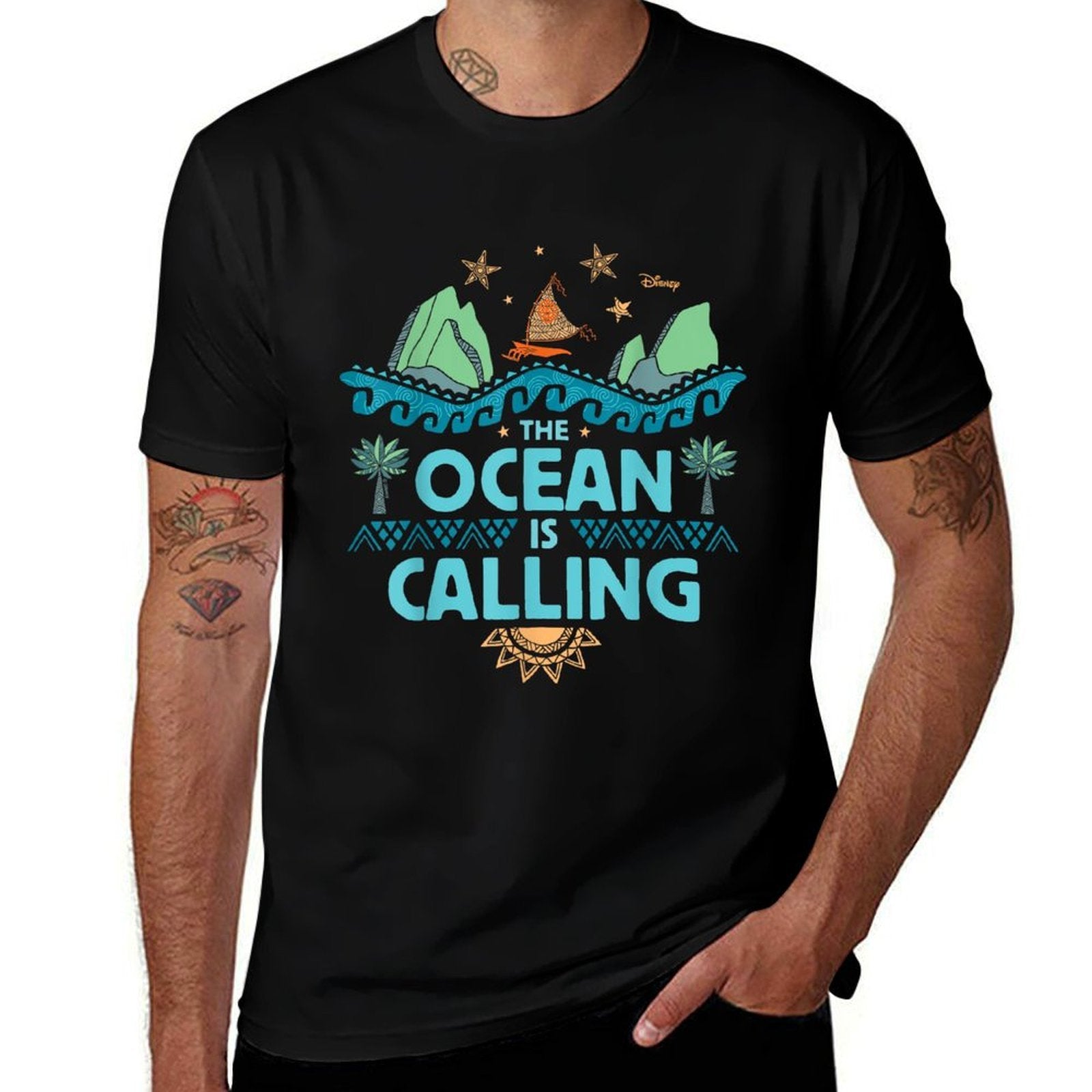 Disney Moana - The Ocean Is Calling  Trendy Pattern T-Shirt