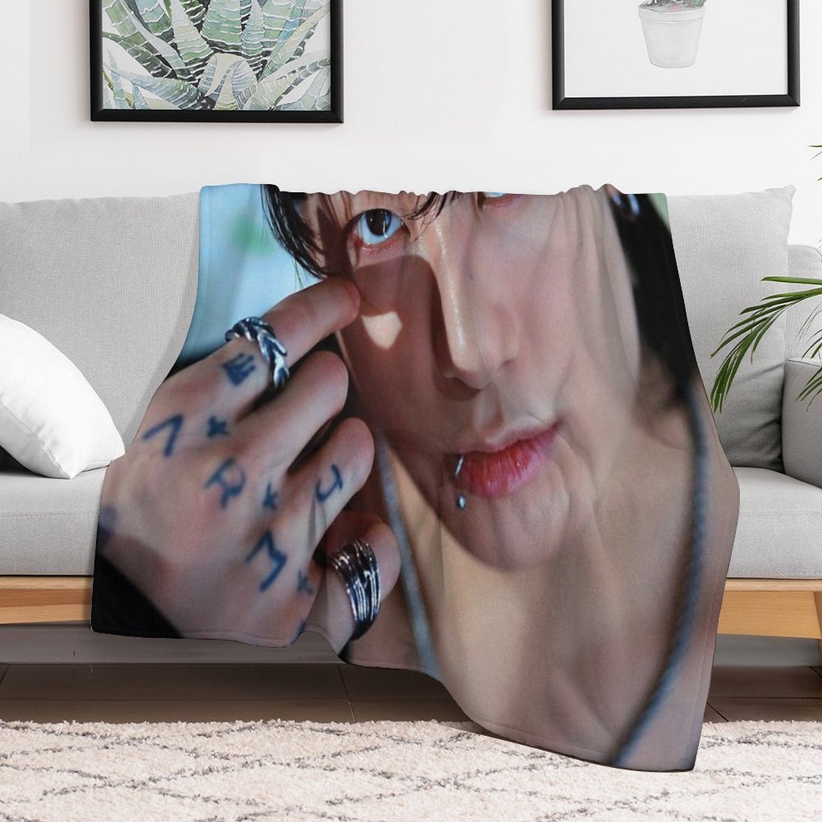 Jungkook Seven Machine-washable Throw Blanket