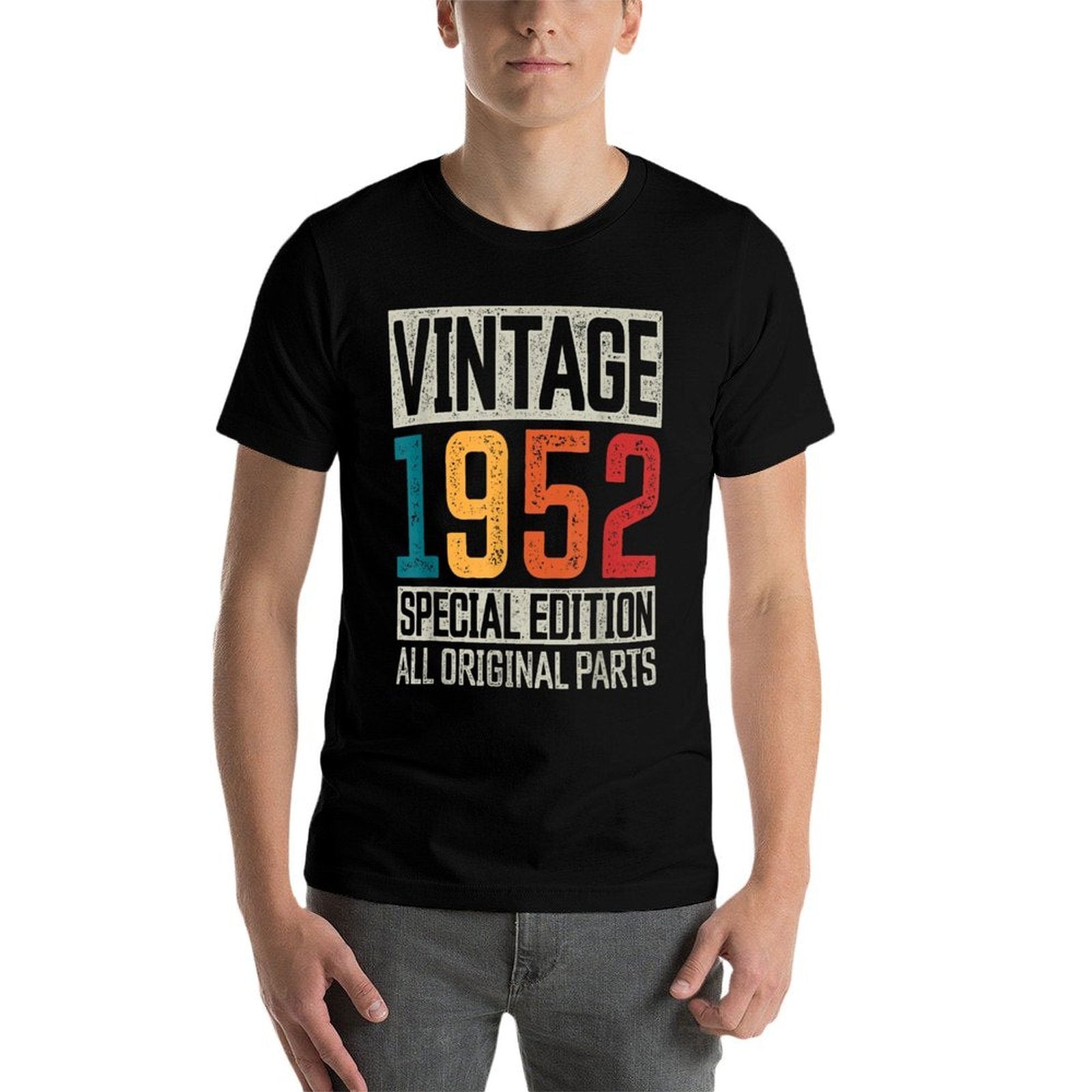70th Birthday Vintage 1952 Born in 1952 70 Birthday  Vintage-inspired T-Shirt