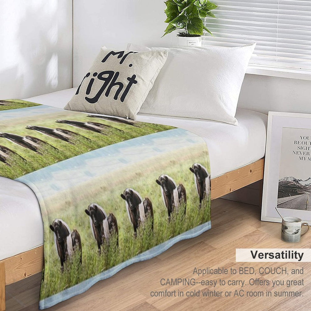 Belted Galloway Cow And Calf Compact Throw Blanket