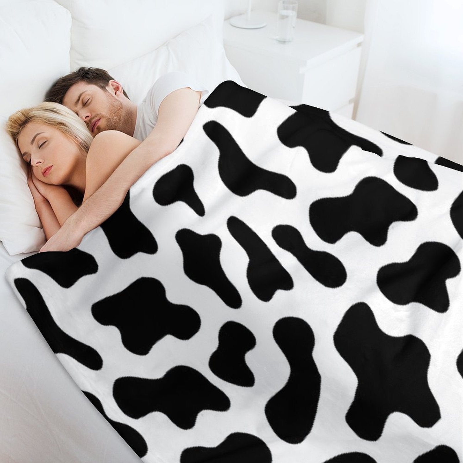 Black And White Cow Print Shrink-resistant Throw Blanket