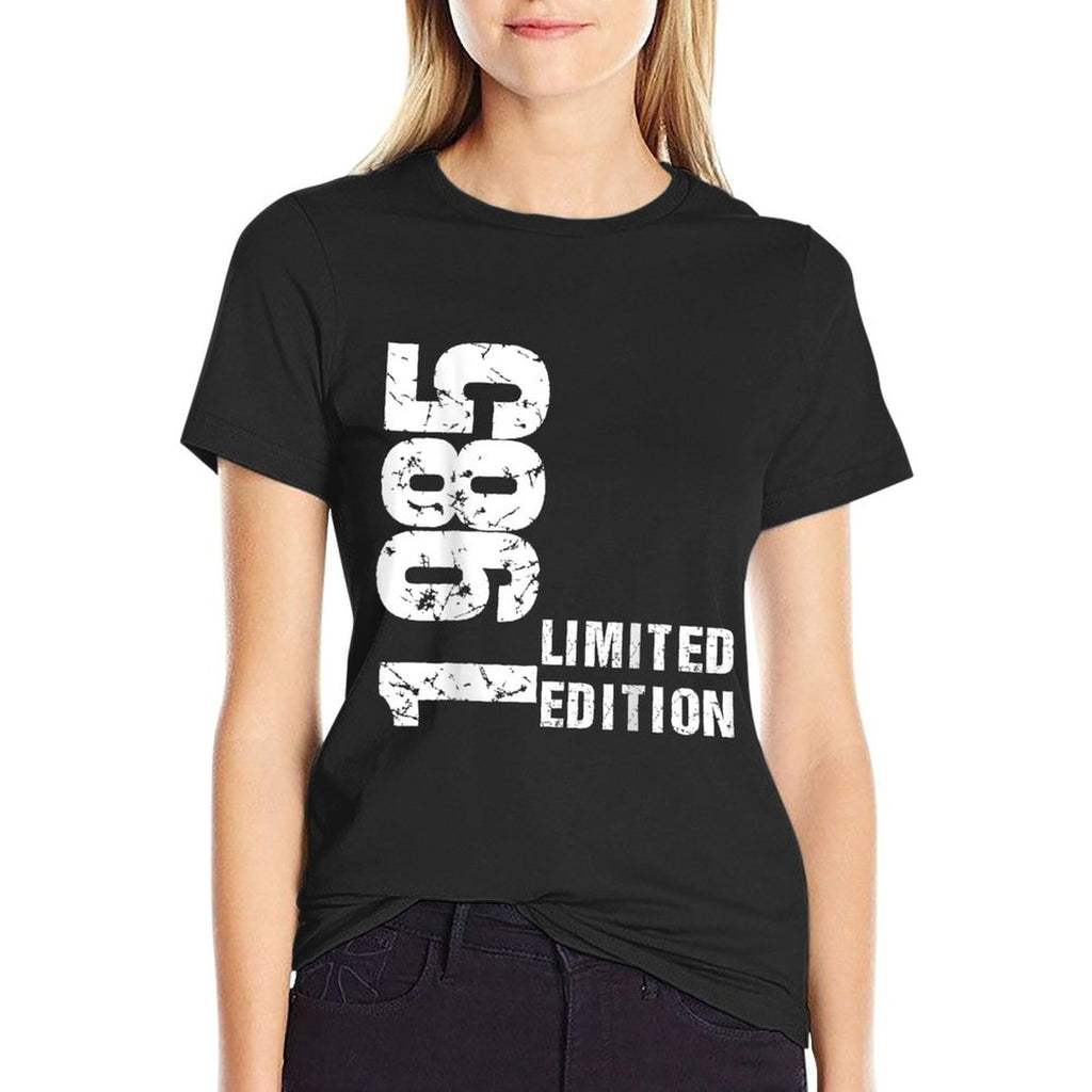 40th Birthday Gifts Men Women 40 Years Old Vintage 1985  Lightweight T-Shirt